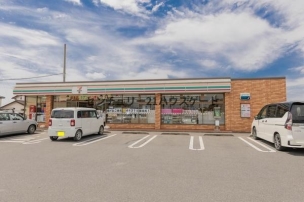 【コンビニ】セブンイレブン下野氏家勝山店 900m 周辺環境